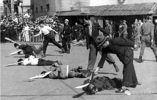 專業(yè)生產(chǎn)PVC護(hù)套、銅排、鋁排、新能源電池銅/鋁軟連接-人禾電子